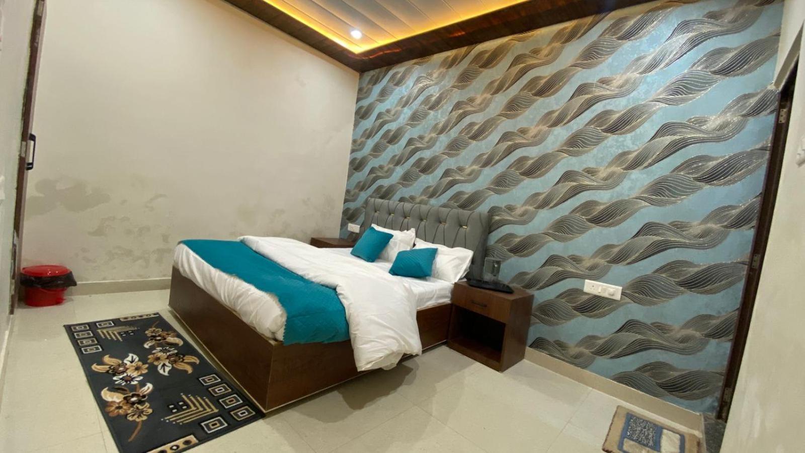 Gomati Residency A Heritage Hotel 2*